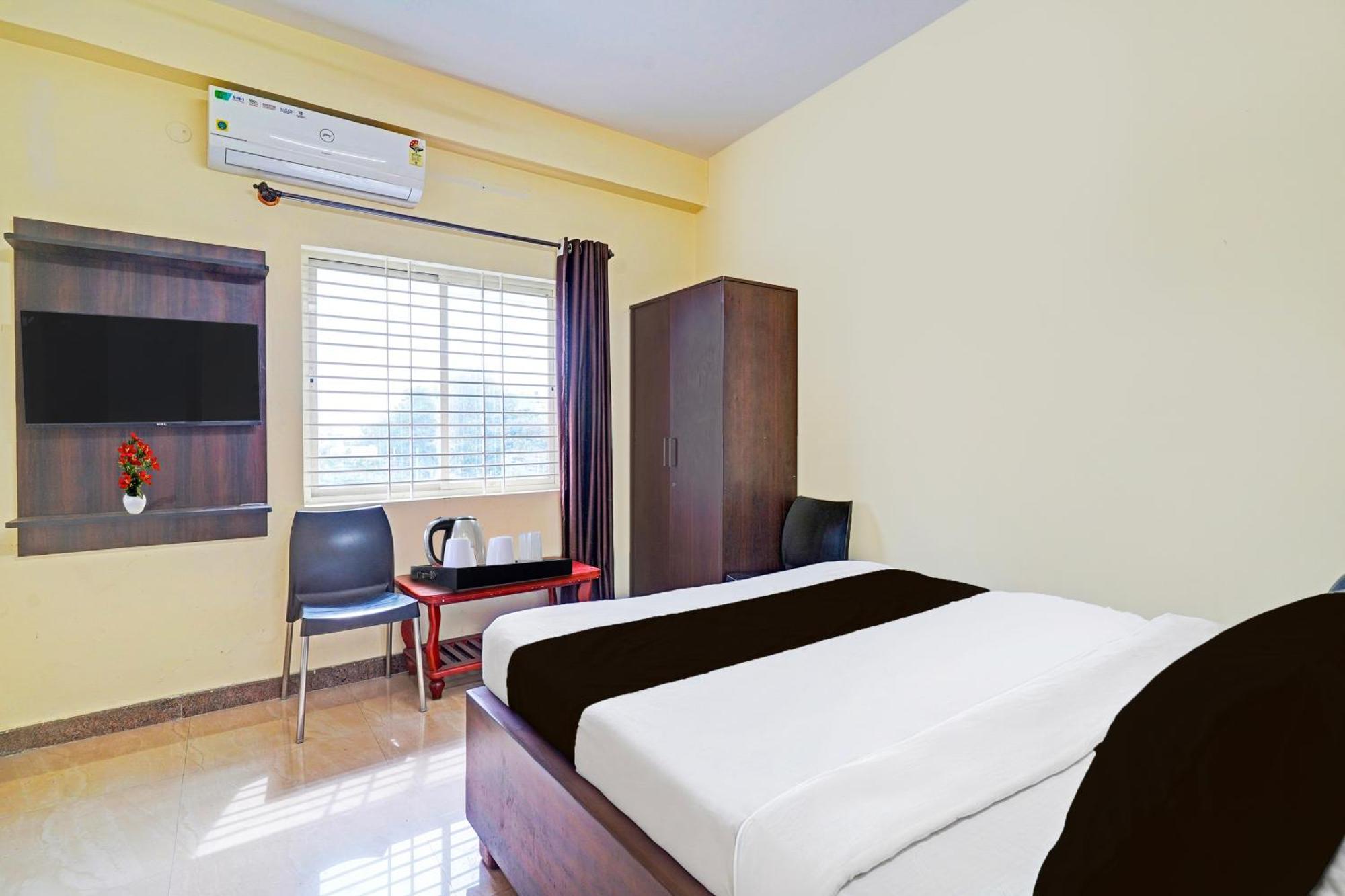 Super Hotel O Srigandhakavalu Formerly Chamundeshwari Lodging Jalahalli Ngoại thất bức ảnh
