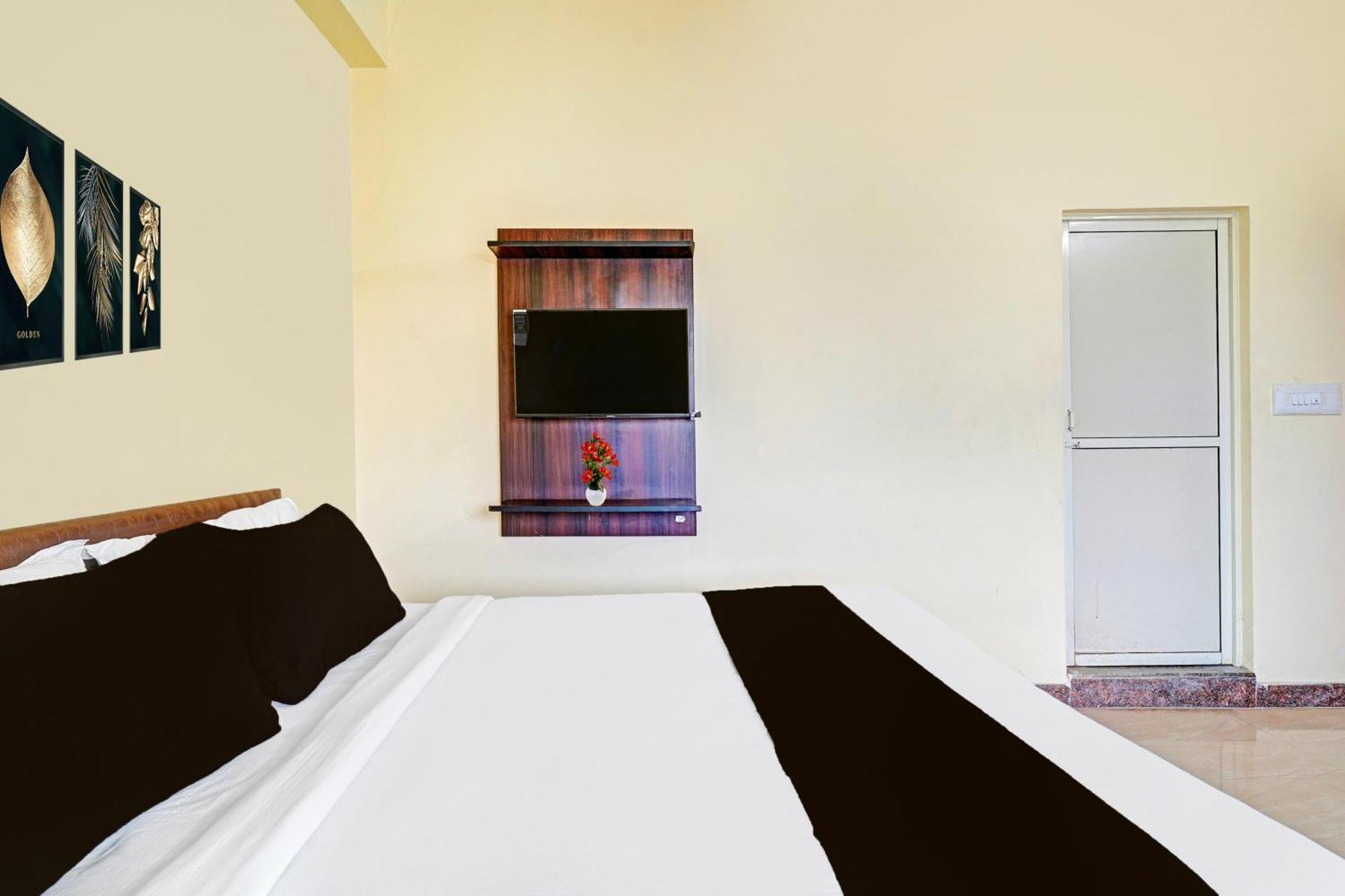 Super Hotel O Srigandhakavalu Formerly Chamundeshwari Lodging Jalahalli Ngoại thất bức ảnh