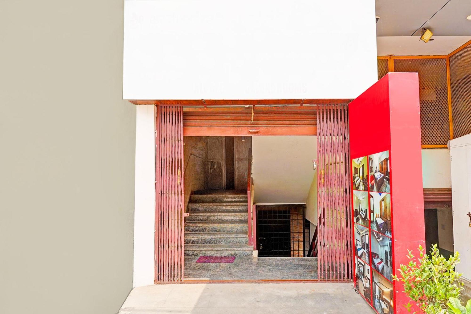 Super Hotel O Srigandhakavalu Formerly Chamundeshwari Lodging Jalahalli Ngoại thất bức ảnh